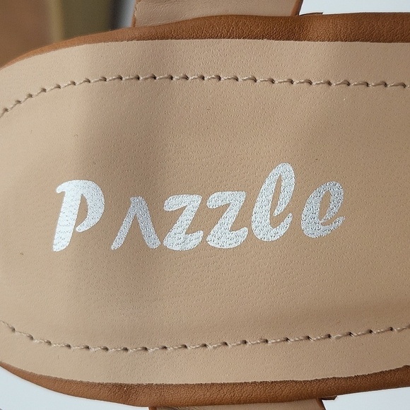 853- Vegan Pazzle Platform Sandals Size 8 NWT - Picture 12 of 12